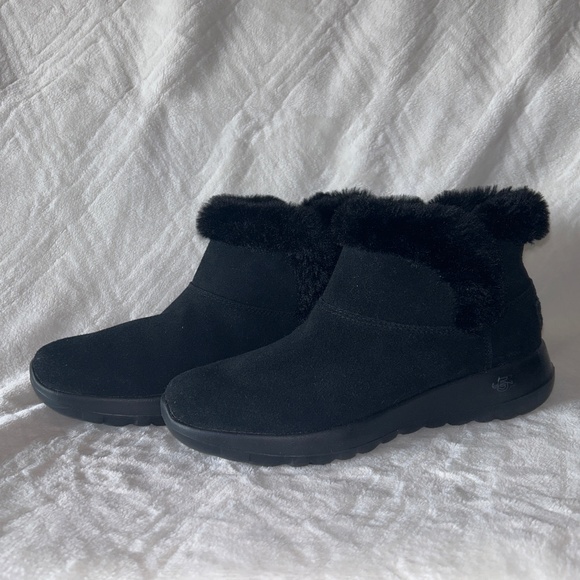 Skechers Booties - Picture 3 of 8